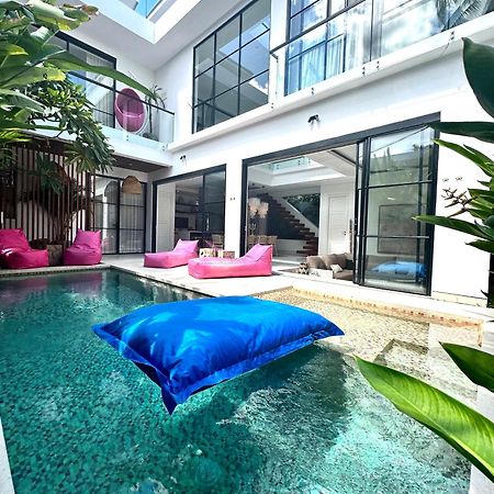 Luxury Villa Devina I Seminyak I Yoga & Gym Exterior photo